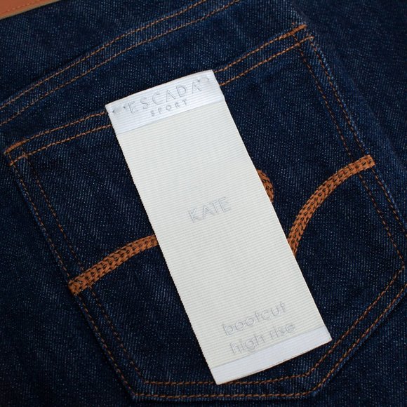 SOLD Escada Flared "Kate" Blue Jeans Sport Size 34 - Picture 7 of 8